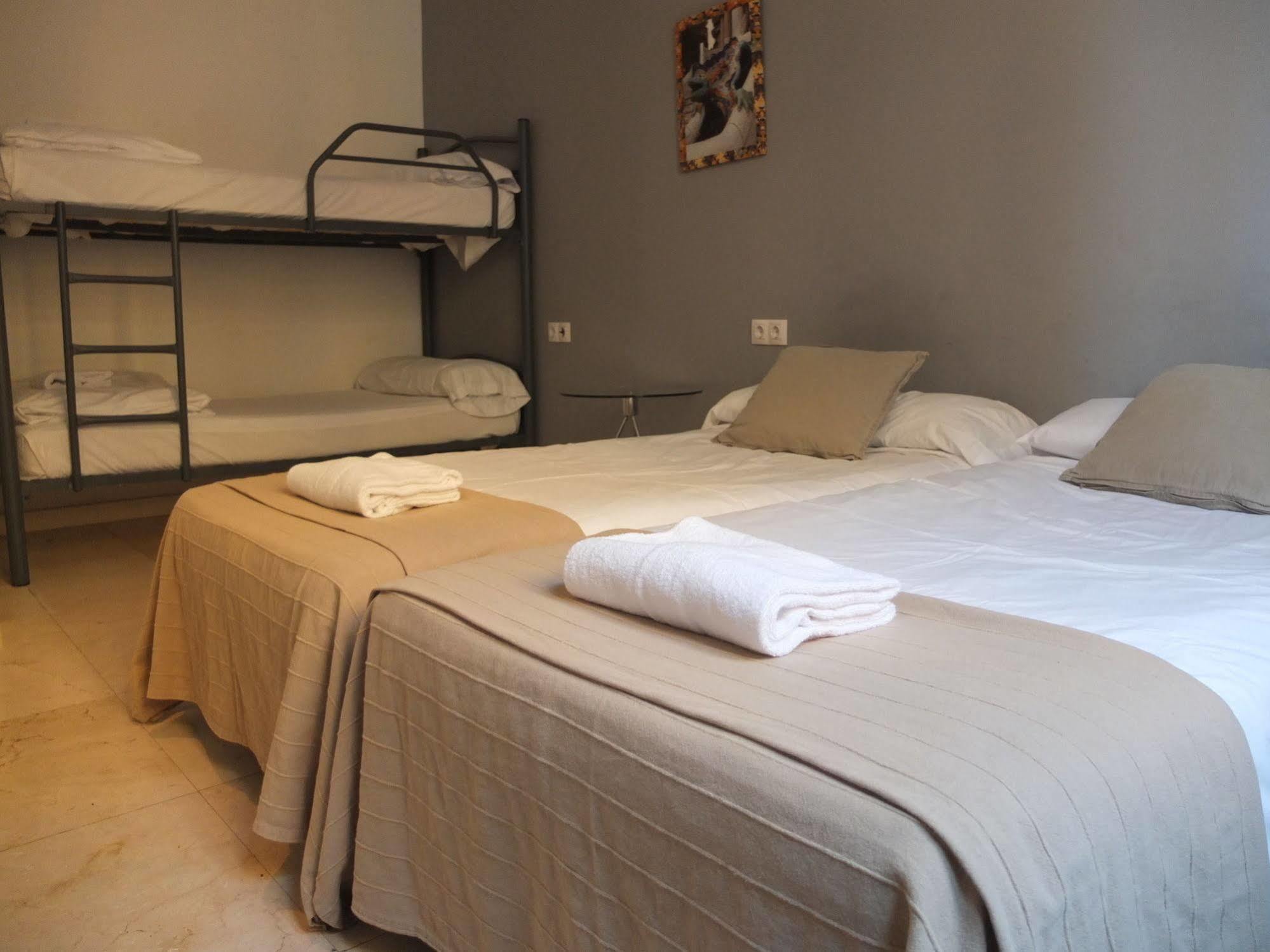 No Limit Hostel